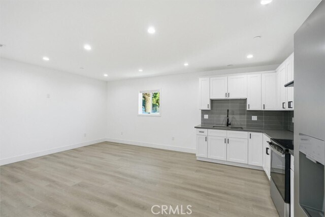 Foto del edificio - 14014 Hubbard St