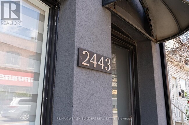 Building Photo - 2443 Dundas St W