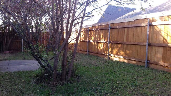 Building Photo - 3109 Paradise Valley Dr
