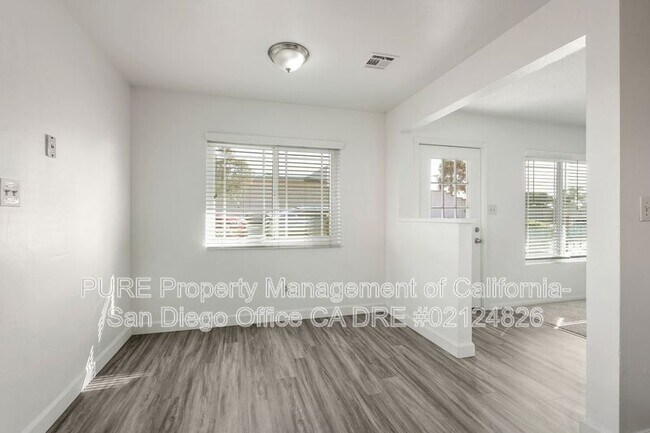 Building Photo - 1316 Iris Ave