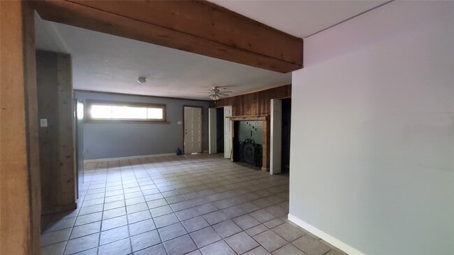 Foto del edificio - 5934 Beech Dr