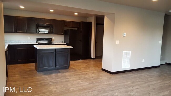 Foto del edificio - 3210 Savannah St