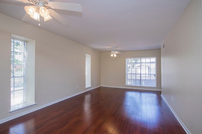 Foto del edificio - 425 Emerson St