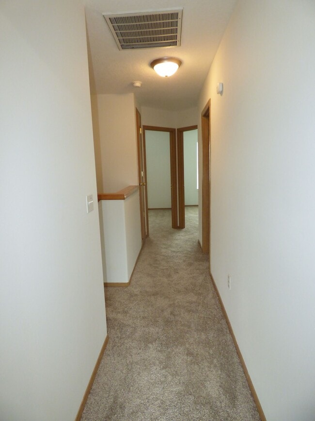 Building Photo - 104 Rice Ln