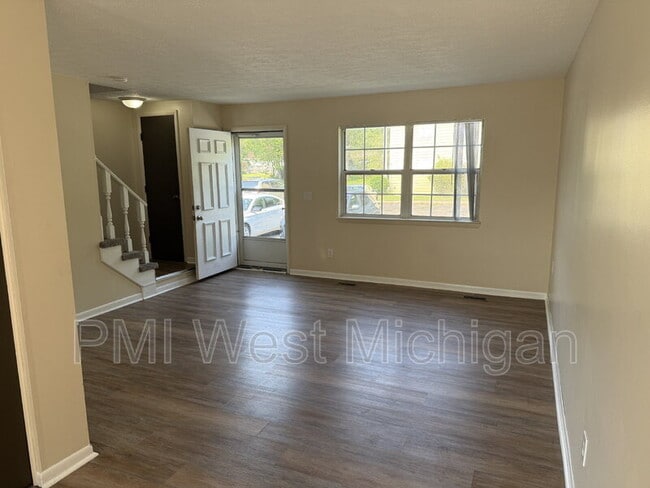 Building Photo - 4256 Bond St