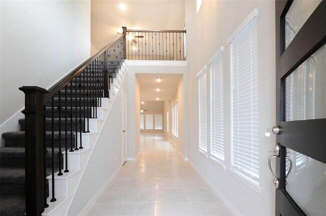 Building Photo - 1834 Smithers Landing Dr