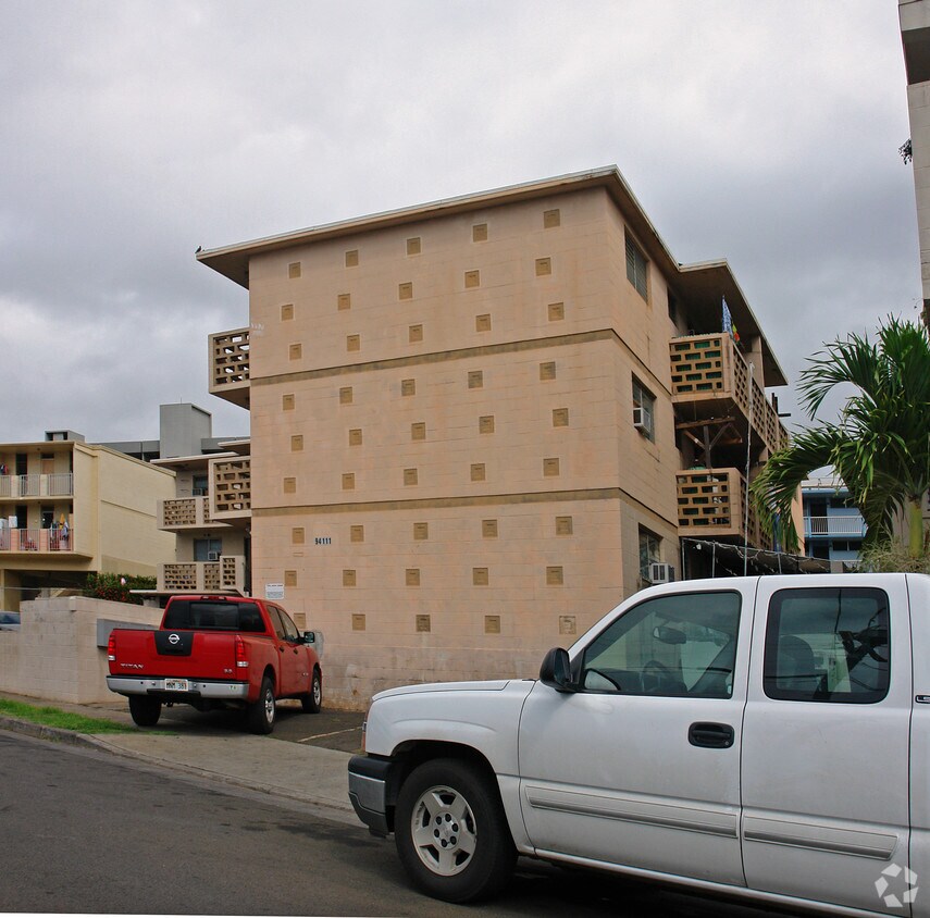 Building Photo - 94-111 Pupunohe St