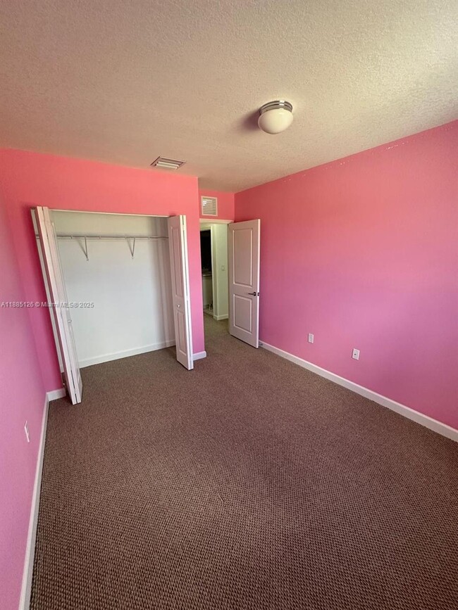 Foto del edificio - 1238 NW 4th Ln