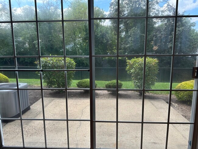Patio para el entretenimiento - 131 Country Club Dr