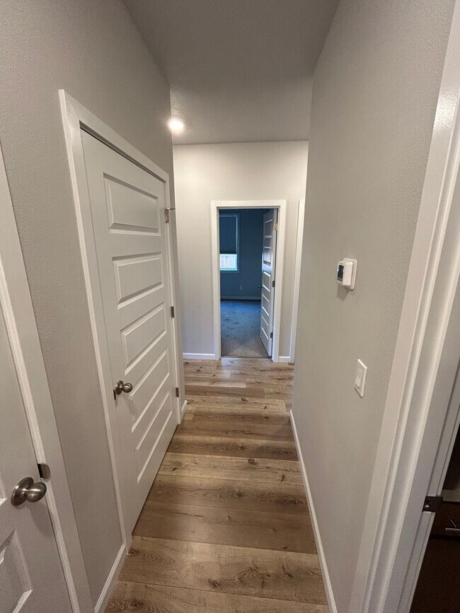 Foto del edificio - Beautiful 4 Bedroom, 2 Bath Home in Carlton