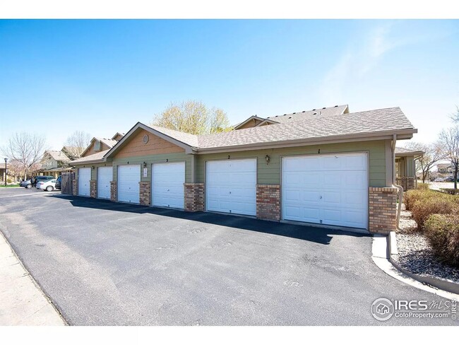 Building Photo - 2621 Rigden Pkwy