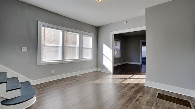 Building Photo - 3531 Winthrop Ave