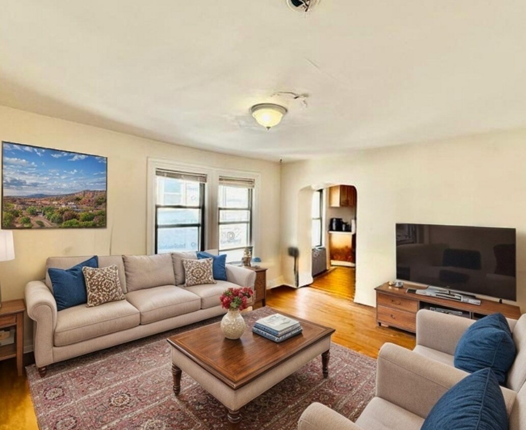 Foto principal - 48 Allston St