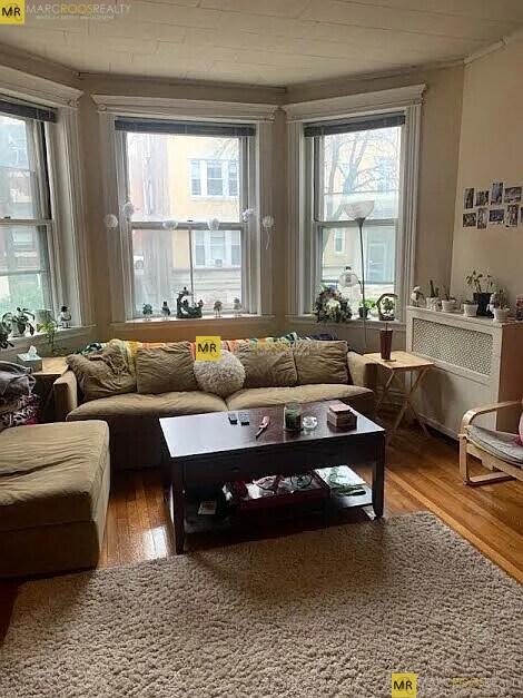 Building Photo - 12 Euston St