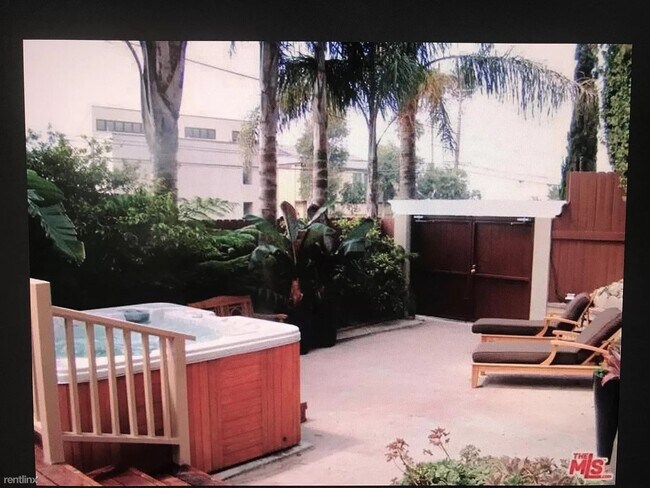 Foto del edificio - 4 br, 2 bath House - 21003 Pacific Coast H...