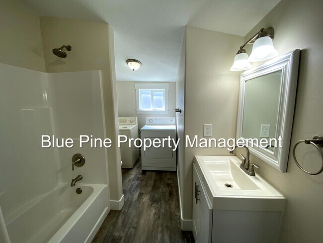 Building Photo - 170 S Water Ave
