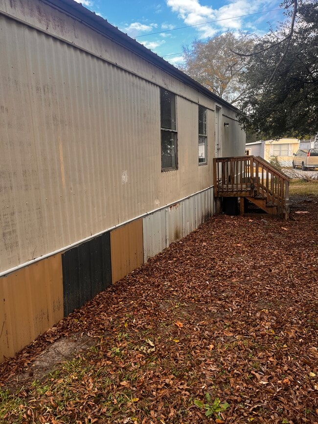 Foto del edificio - 742 Tallman Cir