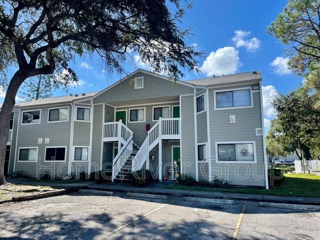 Foto del edificio - 7298 Ulmerton Rd