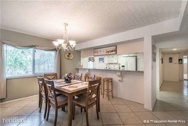 Foto principal - 18400 Gulf Blvd