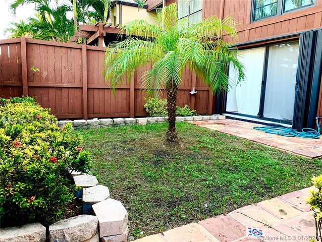 Building Photo - 6634 SW 114th Pl
