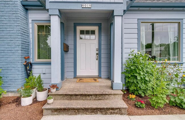 Building Photo - Welcome To This Tastefully Remodeled 1928 ...