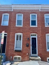 Building Photo - 1636 Clarkson St