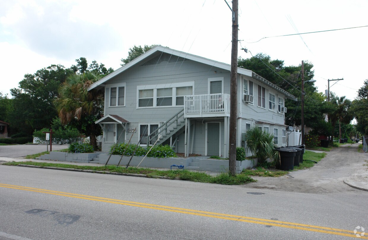 Building Photo - 117 31st St N