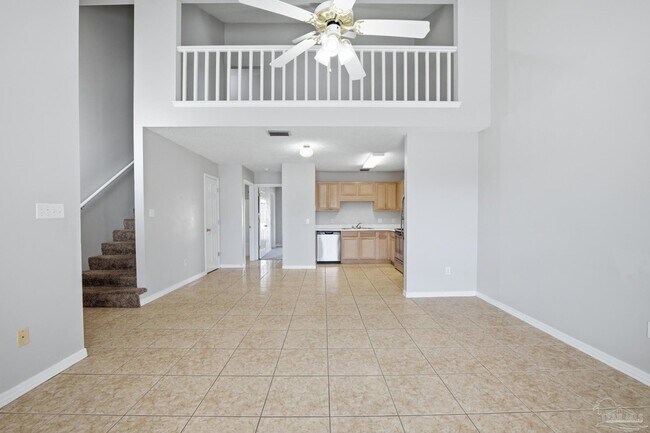 Building Photo - 3212 Fernwood Dr