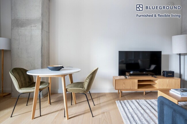 Foto del edificio - 30 Otis St