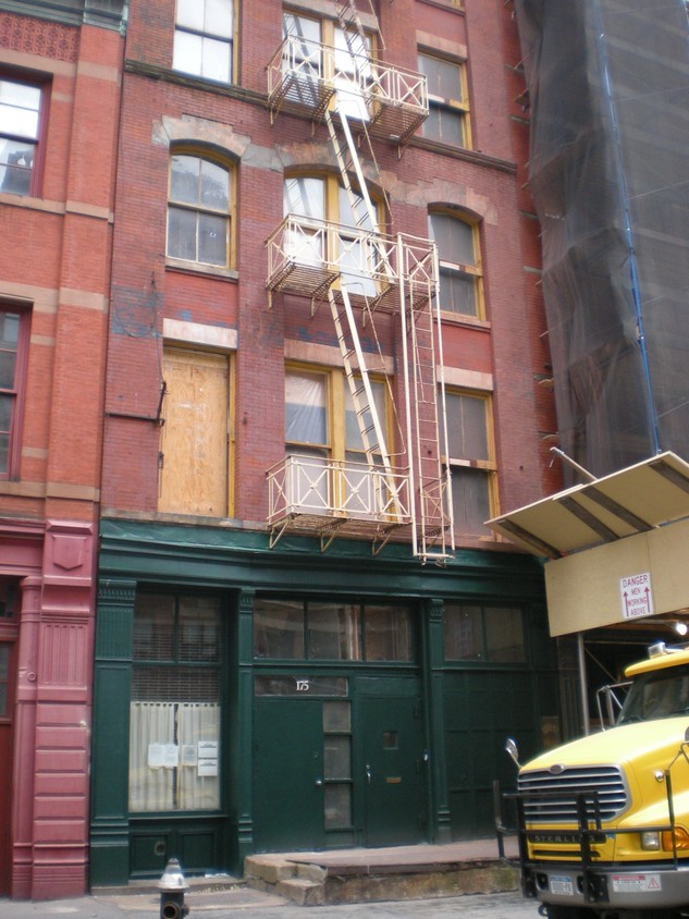 Building Photo - 175 Franklin St