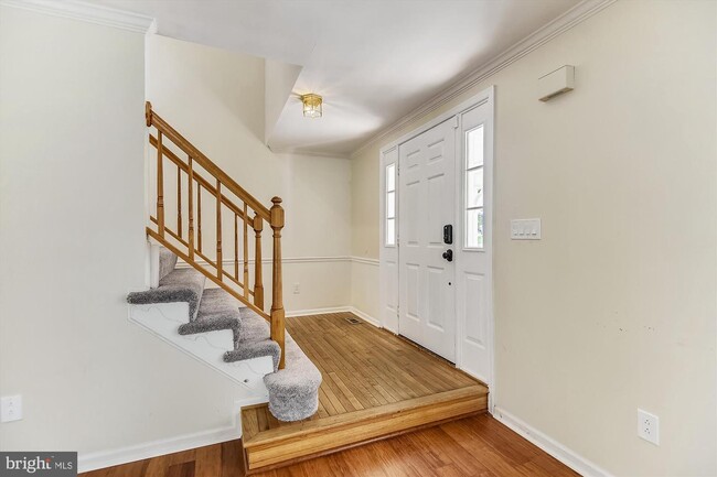 Building Photo - 13845 Springstone Dr