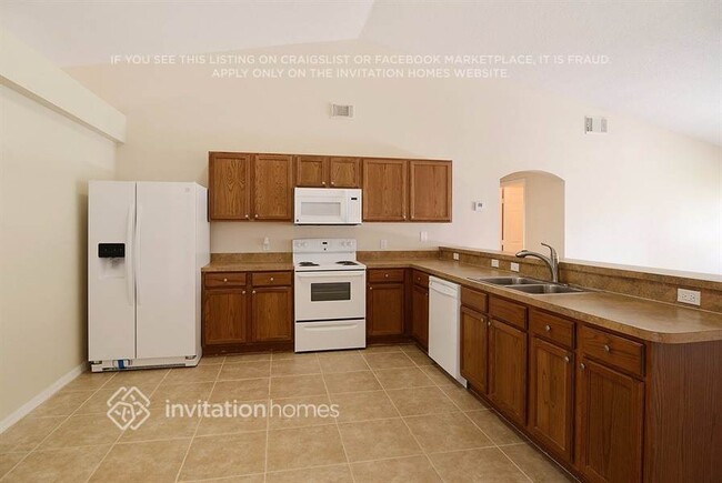Foto del edificio - 5807 NW Carr Ct