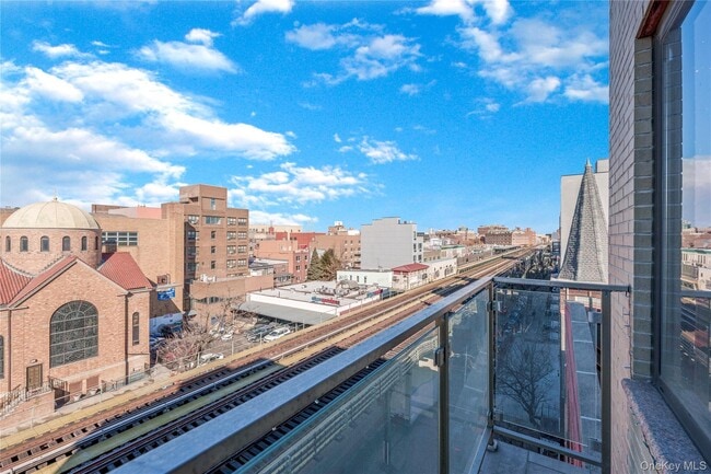 Foto del edificio - 30-63-63 31st St
