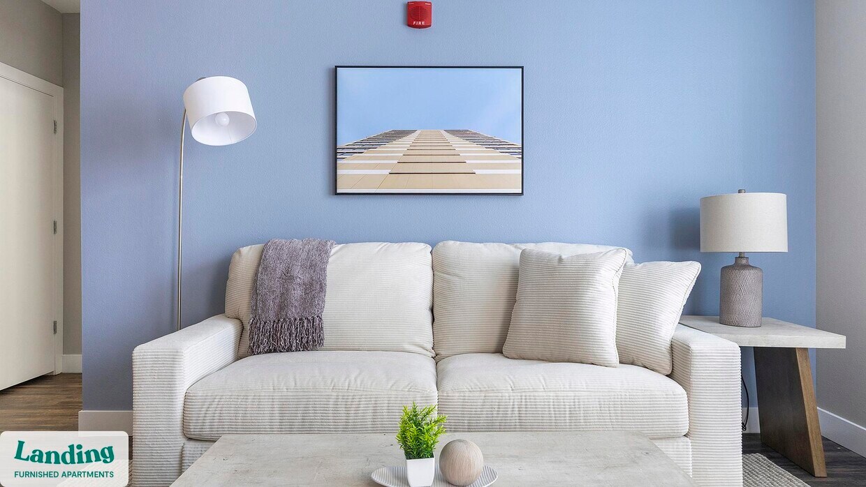 Foto principal - 1000 S Broadway