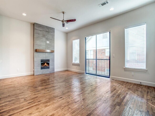 Building Photo - 4032 Herschel Ave