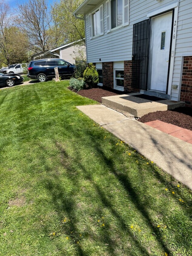 216 Bedford Rd, Bolingbrook, IL 60440 House Rental in Bolingbrook, IL