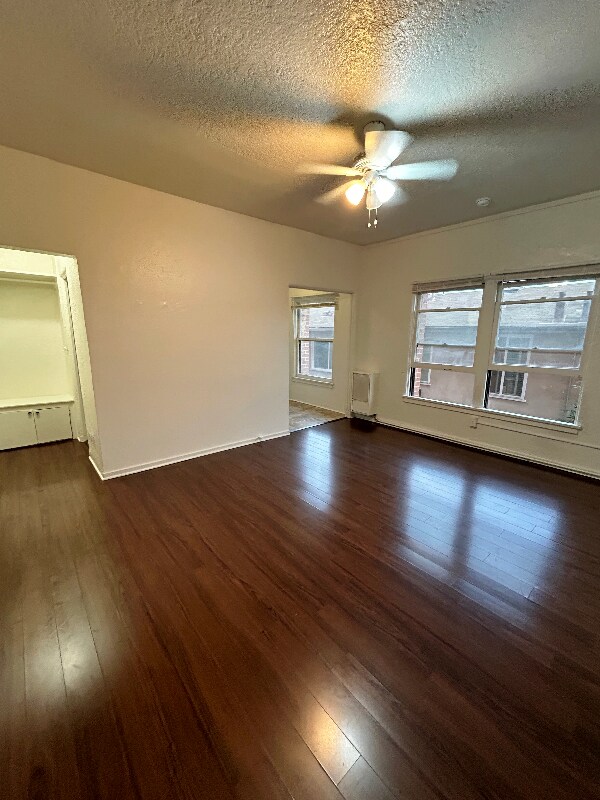 Foto del edificio - 1845 N Gramercy Pl
