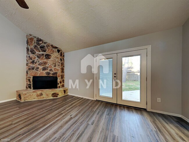 Building Photo - 3 br, 2 bath House - 17330 Chapel Pine St