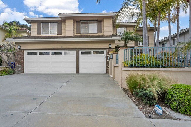 Building Photo - Gorgeous two story home in Carmel Valley! ...