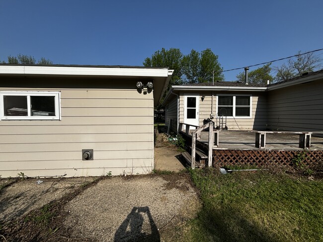 Back deck and door to kitchen - 615 S Anderson St