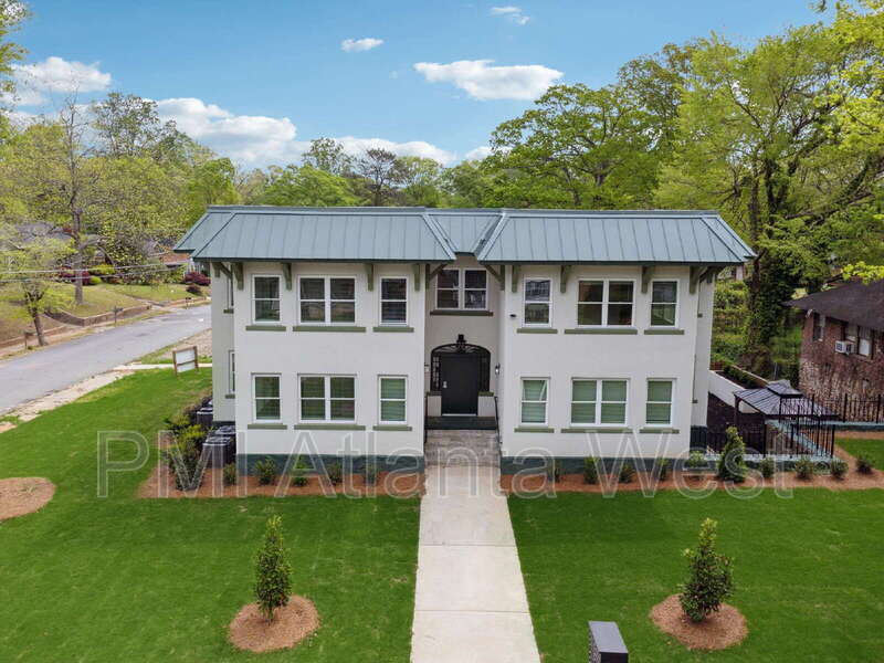 Photo - 750 Cascade Place SW