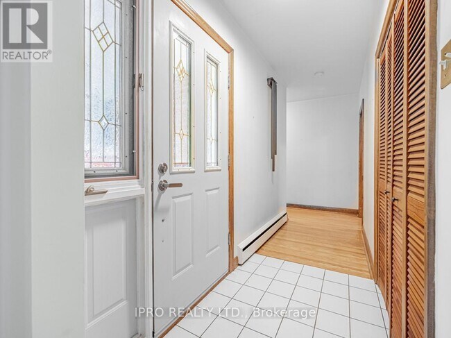 Photo du bâtiment - 3525 Enniskillen Cir