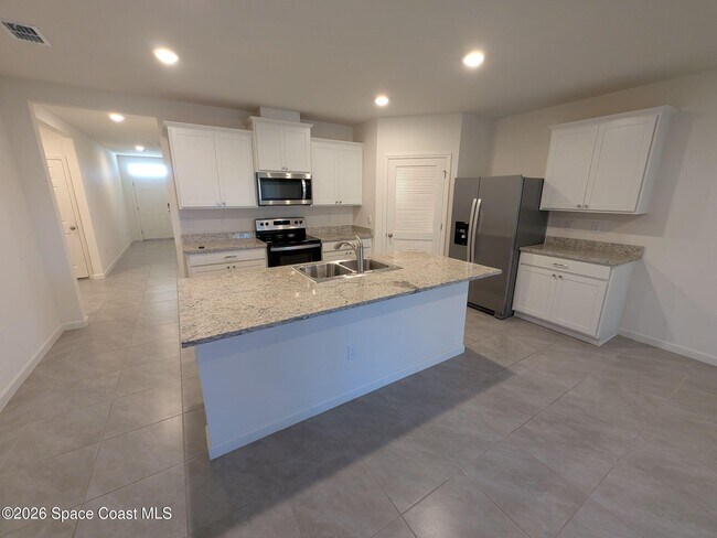 Building Photo - 6694 Topaz Dr