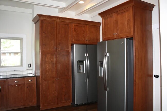 Foto del edificio - 805 N Lincoln St