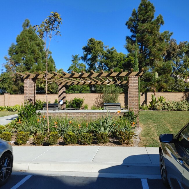 Building Photo - 1329 Via Lucero