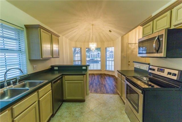Building Photo - 8281 Durham Dr