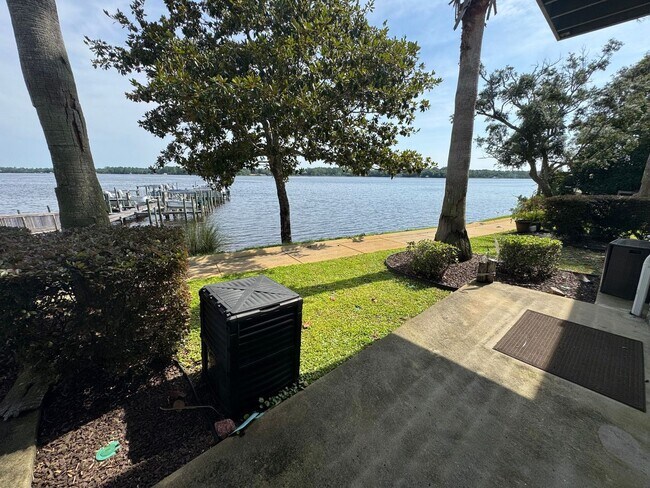 Building Photo - Navarre - Hidden Bay Village - 3 bedroom, ...
