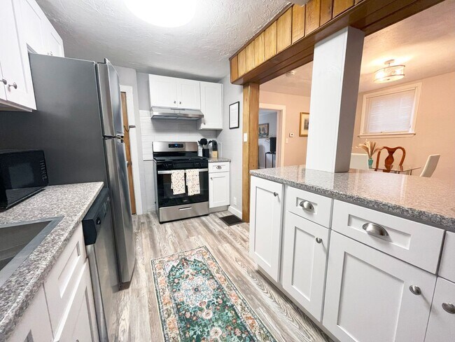 Foto del edificio - 3923 Bluestone Rd