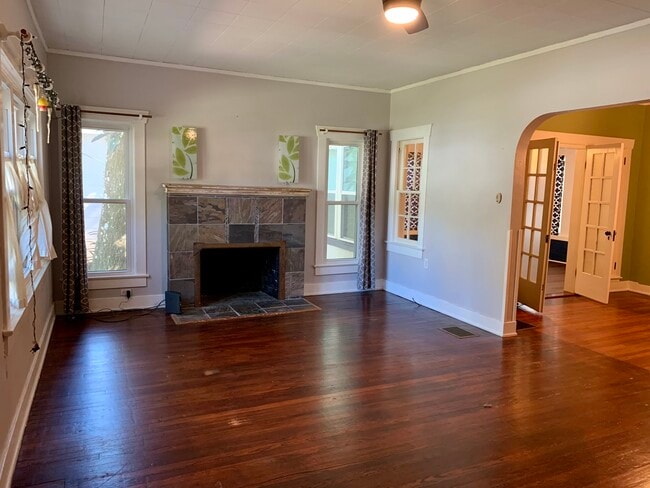 Living Room - 236 W Michigan Ave