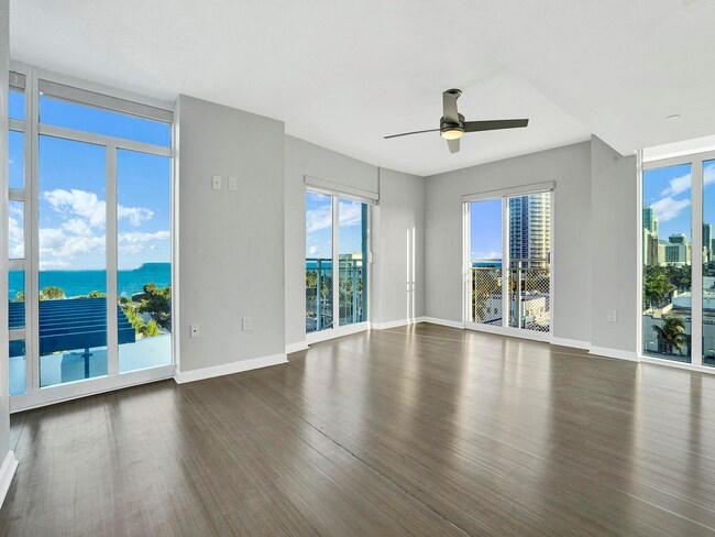 Foto del edificio - 950 Brickell Bay Dr